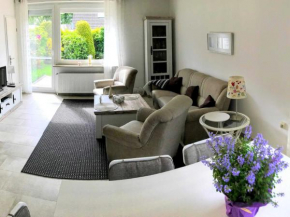 Ferienhaus Elisa an der Nordsee, Hage
